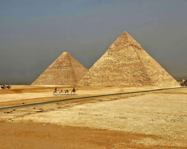 PyramidEdit12
